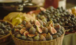 10 Figs Nutrition and Health Benefits